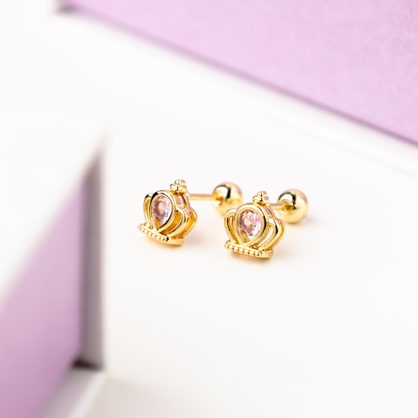 Cora Screw Back Earrings