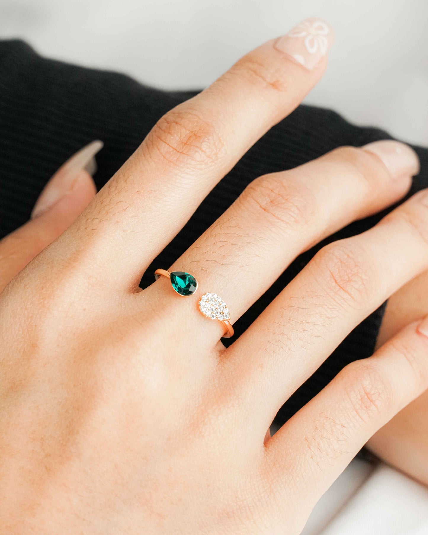 Velvet Green Rose Gold Ring