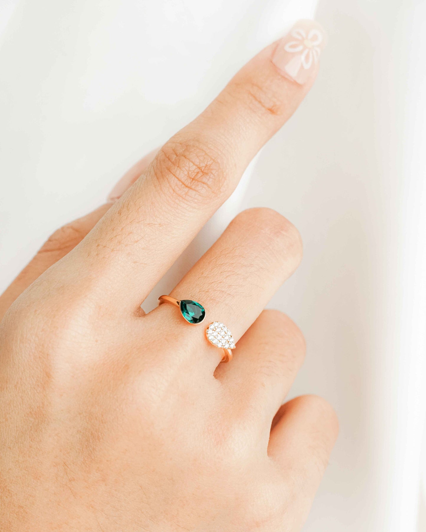 Velvet Green Rose Gold Ring