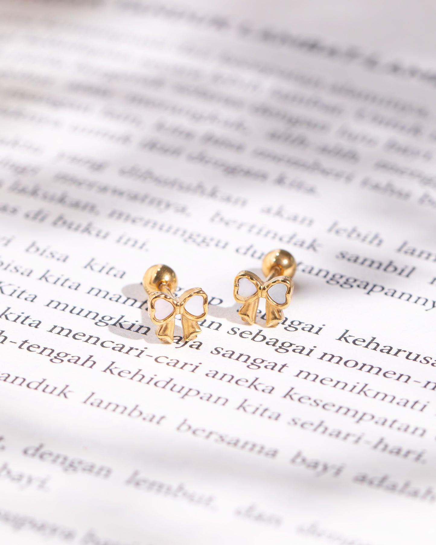 Mini Ribbon White Screw Back Earrings