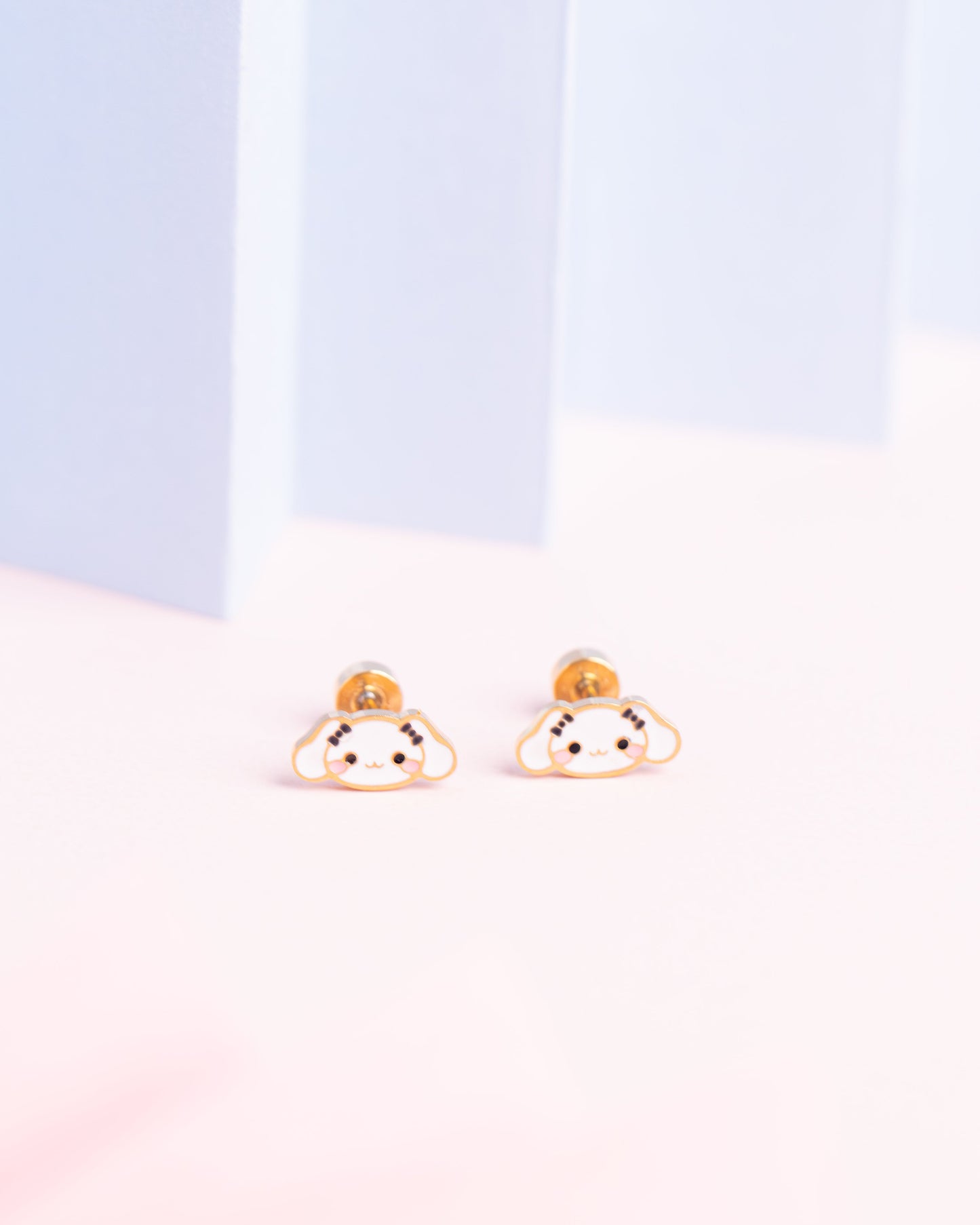 Cinnabelle Screw Back Earrings