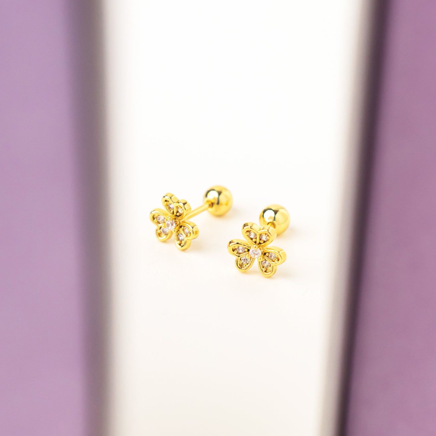 Clove Screw Back Earrings